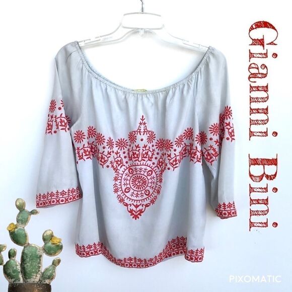 Gianni Bini Boho Grey Red embroidered peasant top - Picture 1 of 8